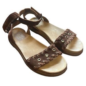 Clarks‎ Corsio Amelia Ankle Strap Sandal Dark Tan Suede size 8